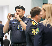 Nato vir&scaron;ūnių susitikimo spaudos centro užkulisiai