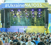 &bdquo;Keliu vėliavą už Ukrainą NATO&ldquo; maratono dalyvių pasitikimas Luki&scaron;kių aik&scaron;tėje