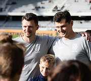 Pasaulio futbolo legendų rungtynės su legendiniais Lietuvos futbolininkais