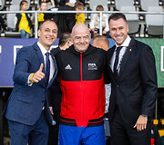 Pasaulio futbolo legendų rungtynės su legendiniais Lietuvos futbolininkais