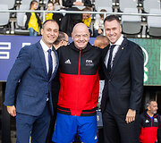 Pasaulio futbolo legendų rungtynės su legendiniais Lietuvos futbolininkais