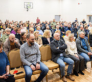 Ramučių gyventojų susirinkimas dėl Kauno MBA gamyklos veiklos.