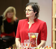 Elona Račkutė su suknele i&scaron; 3 tūkst. aitriųjų pipirų