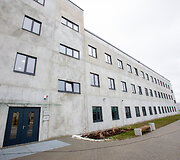 Atidarytas naujai pastatytas brg. gen. M. Pečiulionio artilerijos bataliono karinis miestelis