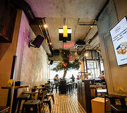 Gastrobaras &bdquo;Plus Plus Plus&ldquo;