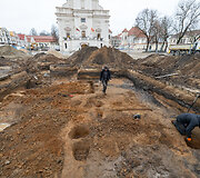 Archeologiniai kasinėjimai Kauno Rotu&scaron;ės aik&scaron;tėjė