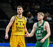 Saulius Kulvietis, Brady Manek