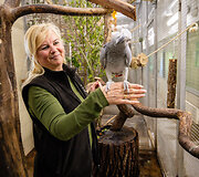 Kauno zoologijos sodo gyvūnų priežiūros specialistė Diana Prei&scaron;egalavičienė