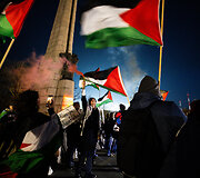&bdquo;Poppies Palestine Action&ldquo; prie Dariaus ir Girėno stadiono
