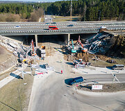 Per naktį nugriautas viadukas vir&scaron; Jonavos gatvės Kaune