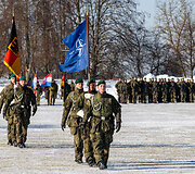 NATO daugianacionalinės kovinės grupės vadovavimo perdavimo ceremonija