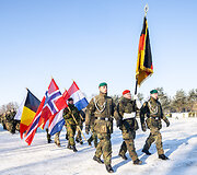 NATO daugianacionalinės kovinės grupės vadovavimo perdavimo ceremonija