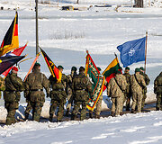 NATO daugianacionalinės kovinės grupės vadovavimo perdavimo ceremonija