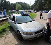 Garbaus amžiaus vyro vairuojamas automobilis įvažiavo į Kauno marias