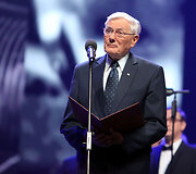 Valdas Adamkus