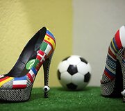 Futbolo sirgalėms Ukrainos dizaineris I. Zaicevas sukūrė specialius batelius