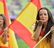 Įdomu, kuriam futbolo aik&scaron;tės didvyriui skirtas &scaron;is oro bučinys?..