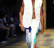 "Versace" mados namų kolekcija