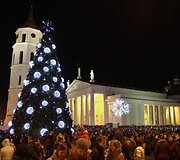 Savaitgalį įžiebta ir pagrindinė mūsų sostinės Vilniaus eglė.