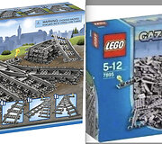 Tikrasis &bdquo;Lego&ldquo; rinkinys, pažymėtas numeriu 7895, ir kompiuteriu pakeista jo dėžutės nuotrauka