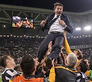 &bdquo;Juventus&ldquo; futbolininkai &scaron;venčia čempionų titulą