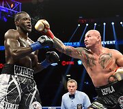 Deontay Wilderis prie&scaron; Arturą Szpilką