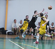Žurnalistų krep&scaron;inio rungtynės