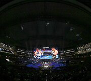 Canelo Alvarezas &ndash; Liamas Smithas