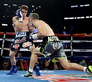 Canelo Alvarezas &ndash; Liamas Smithas