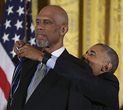 Barackas Obama ir Kareemas Abdulas-Jabaras