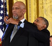 Barackas Obama ir Kareemas Abdulas-Jabaras