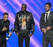 Stephenas Curry, Kevinas Durantas ir Zaza Pačulija