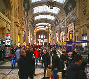Milano traukinių stotis i&scaron; vidaus