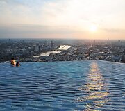 &bdquo;Infinity London&ldquo; baseinas