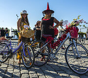 &bdquo;Fancy Women Bike Ride&ldquo;