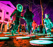&Scaron;viečiančių &scaron;ilko žibintų festivalis Pakruojo dvare