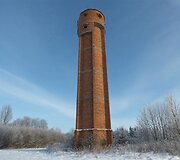 &Scaron;e&scaron;iabriaunis plytų mūro dvaro vandens bok&scaron;tas, statytas XX a. 4-me de&scaron;imtmetyje. Kultūros vertybių registro nuotrauka
