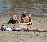 Neįprastai kar&scaron;tas pavasaris Novosibirske