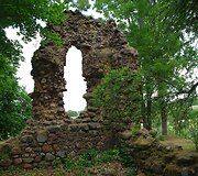 Pilies liekanos Durbėje