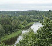 Nuo Punios piliakalnio atsiveria Nemuno ir neaprėpiamo &scaron;ilo vaizdai