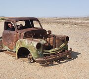 Apleisti automobiliai