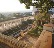 Granada, Alhambros pilis