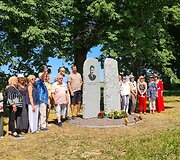 Javų laukai supa J.Vailokaičio tėvi&scaron;kę &ndash; buvusį Pikžirnių kaimą