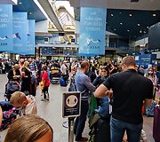 Eilės Vilniaus oro uoste