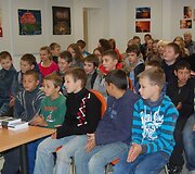 Į misiją i&scaron;vykstančių Lietuvos karių labdaros akcija &bdquo;Megzti drabužėliai Afganistano vaikams&ldquo;