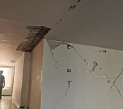 Vie&scaron;butis, kuriame apsistojęs Aleksandras, antradienį po pakartotinių smūgių