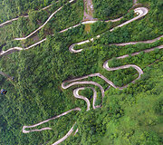 Tianmen&scaron;ano didžiųjų vartų kelias (Tianmen Shan Big Gate Road)