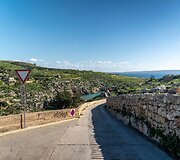 Mgarr ix-Xini - kelias į papūdimį vykstant automobiliu