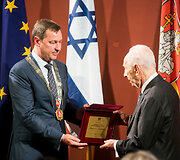 Izraelio prezidentas Shimonas Peresas tapo Vilniaus garbės piliečiu