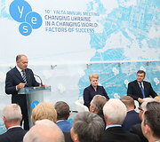 Dalia Grybauskaitė Ukrainoje
